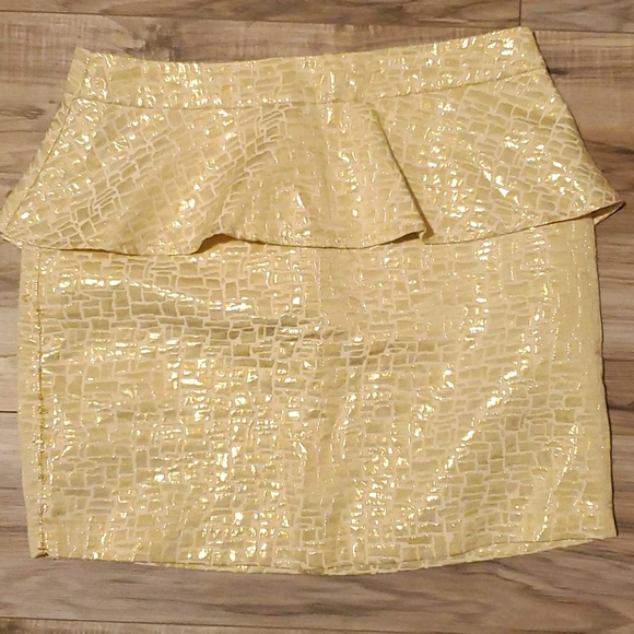 Forever 21 Dresses & Skirts - Skirt